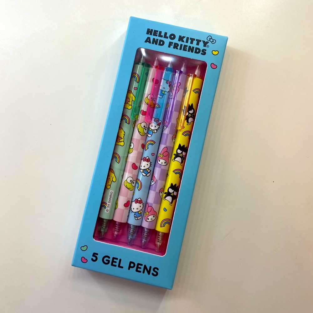 NWT! Sanrio Hello Kitty and Friends Pens